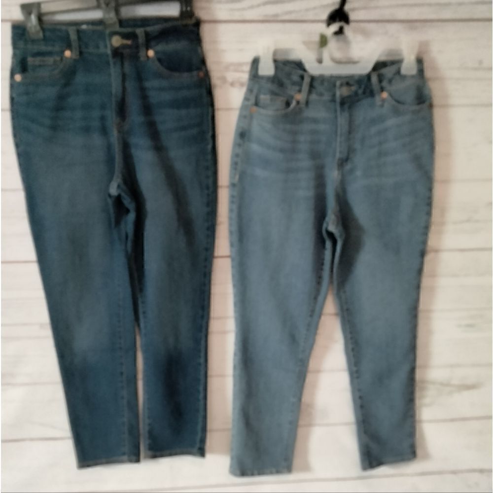 New without tags: No Boundaries woman's jeans (2pairs)